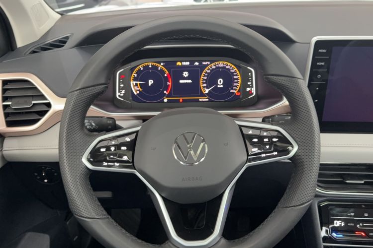 Used Volkswagen Tharu 2023 300TSI Two-Wheel-Drive Full Moon Edition Steering Wheel