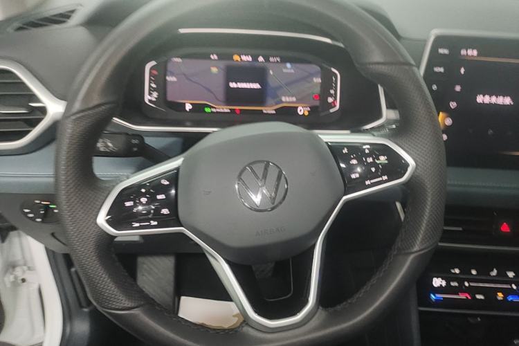 Used Volkswagen Tharu 2023 300TSI Two-Wheel-Drive Full Moon Edition Steering Wheel