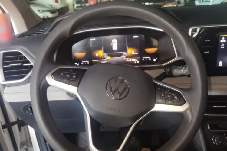Used Volkswagen Tharu 2023 300TSI Two-Wheel-Drive Crescent Edition Steering Wheel