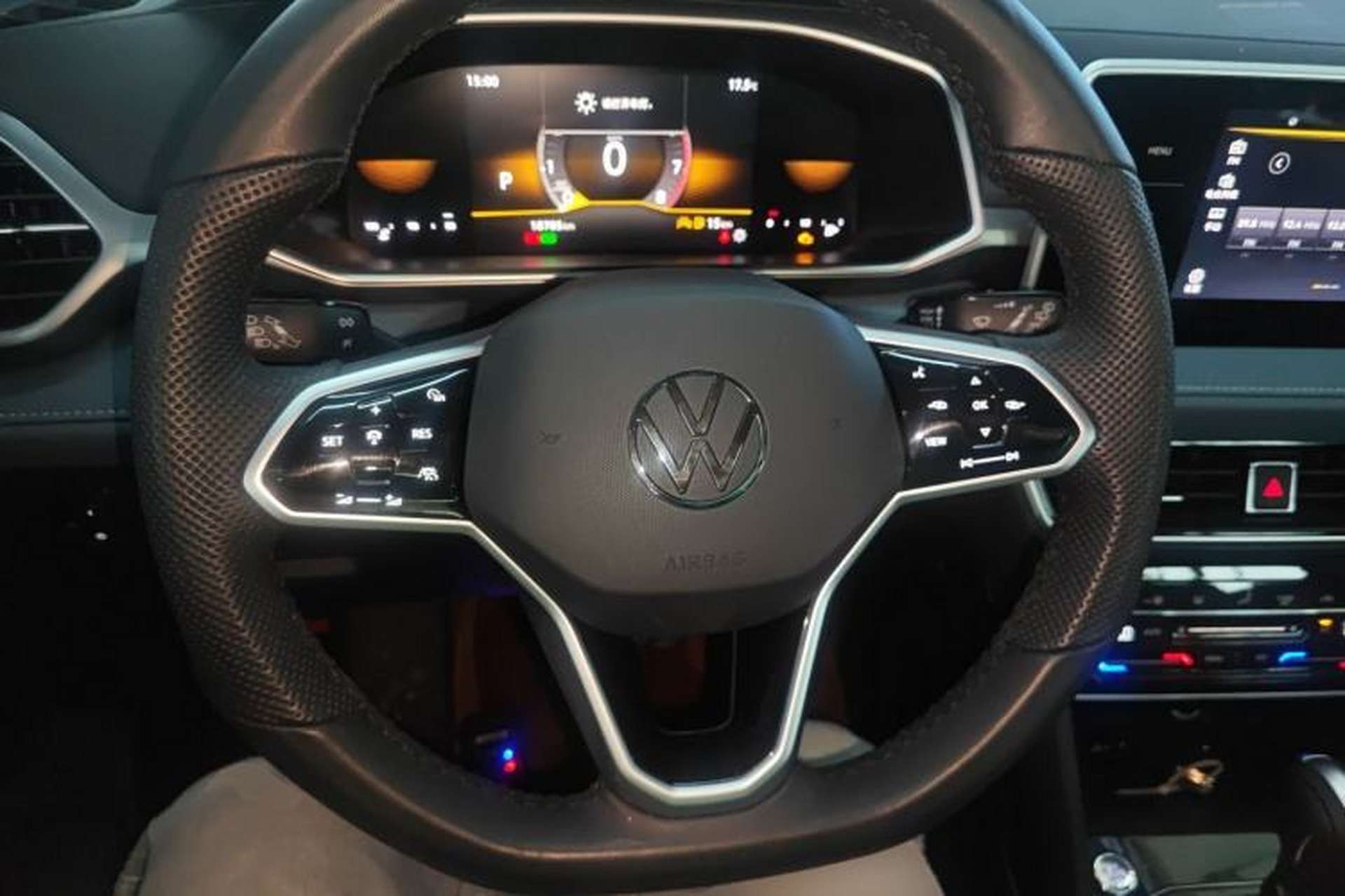 Used Volkswagen Tharu 2023 300TSI Two-Wheel-Drive Moonlight Edition Steering Wheel