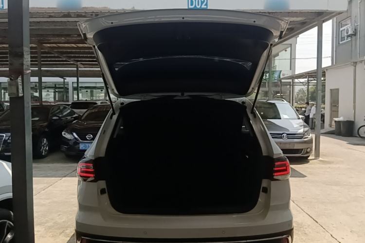 Used Volkswagen Tharu 2023 300TSI Two-Wheel-Drive Moonlight Edition Trunk