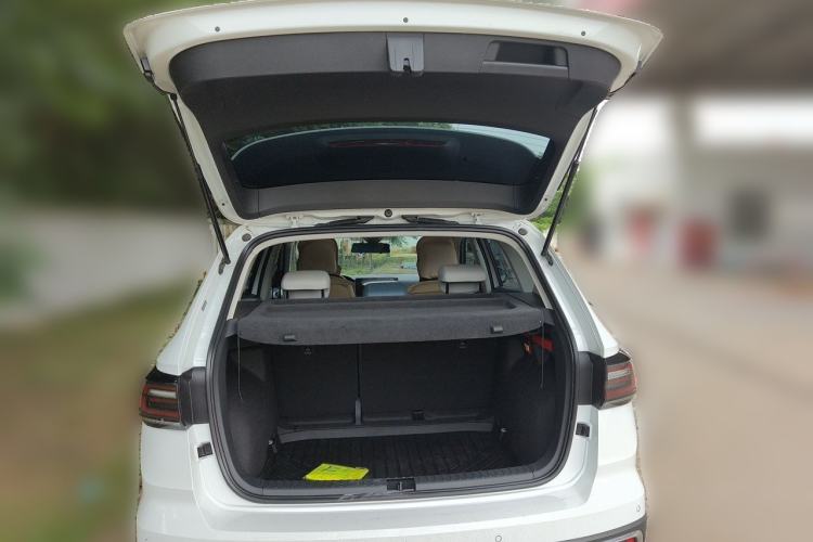 Used Volkswagen Tharu 2023 300TSI Two-Wheel-Drive Full Moon Edition Trunk