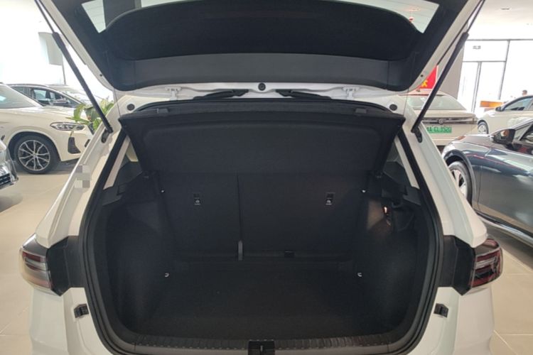 Used Volkswagen Tharu 2023 300TSI Two-Wheel-Drive Full Moon Edition Trunk