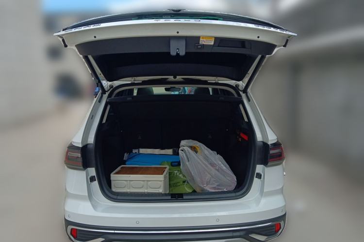 Used Volkswagen Tharu 2023 300TSI Two-Wheel-Drive Full Moon Edition Trunk