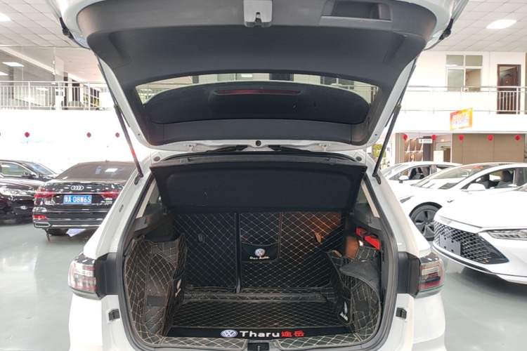 Used Volkswagen Tharu 2023 300TSI Two-Wheel-Drive Moonlight Edition Trunk