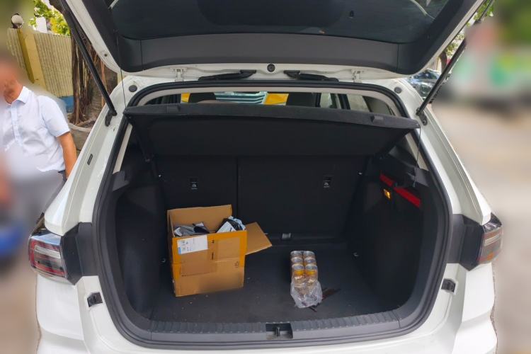 Used Volkswagen Tharu 2023 300TSI Two-Wheel-Drive Full Moon Edition Trunk