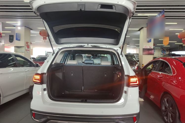 Used Volkswagen Tharu 2023 300TSI Two-Wheel-Drive Full Moon Edition Trunk