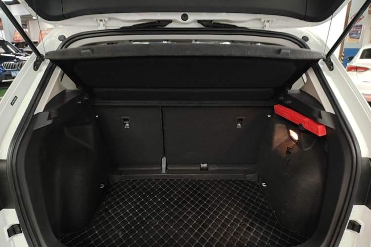 Used Volkswagen Tharu 2023 300TSI Two-Wheel-Drive Moonlight Edition Trunk