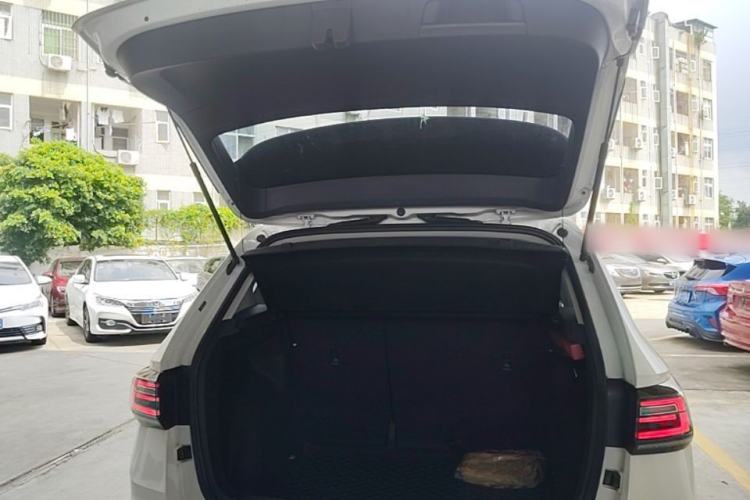 Used Volkswagen Tharu 2023 300TSI Two-Wheel-Drive Moonlight Edition Trunk