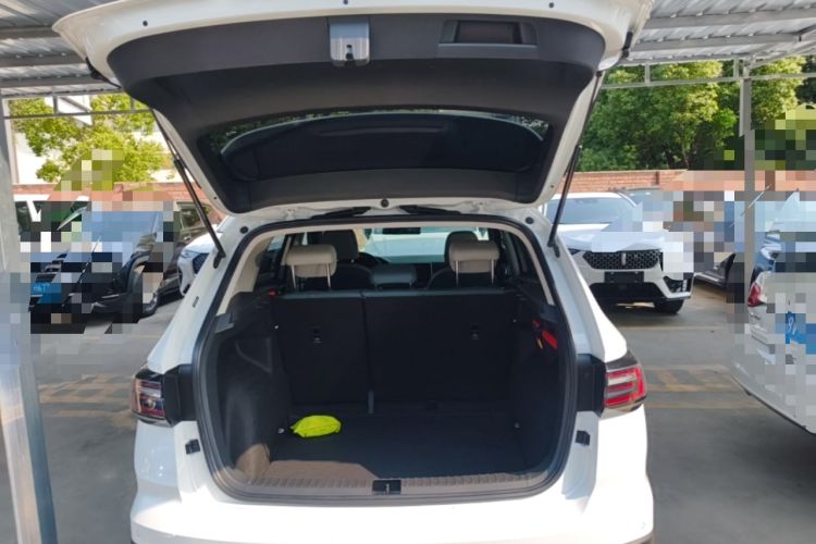Used Volkswagen Tharu 2023 300TSI Two-Wheel-Drive Moonlight Edition Trunk