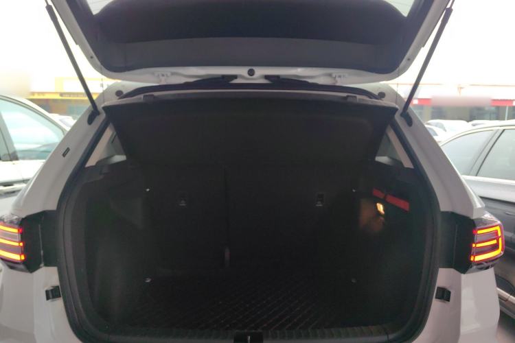 Used Volkswagen Tharu 2023 300TSI Two-Wheel-Drive Full Moon Edition Trunk