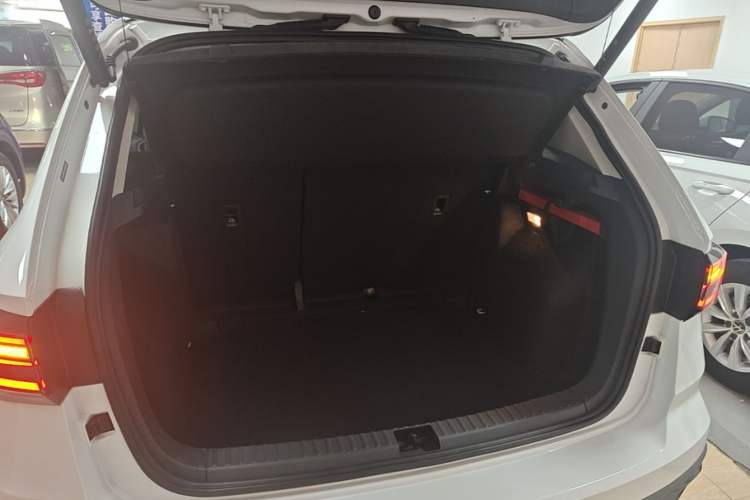 Used Volkswagen Tharu 2023 300TSI Two-Wheel-Drive Moon Luxury Edition Trunk