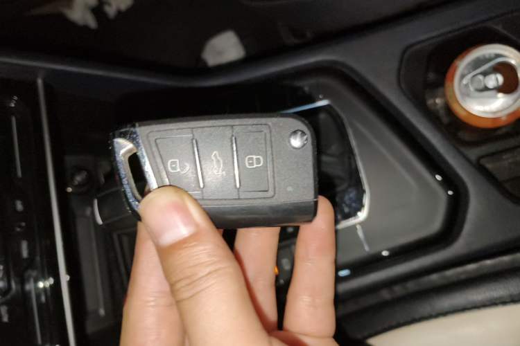 Used Volkswagen Tharu 2023 300TSI Two-Wheel-Drive Moonlight Edition Vehicle Key