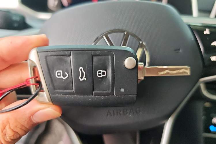 Used Volkswagen Tharu 2023 300TSI Two-Wheel-Drive Full Moon Edition Vehicle Key