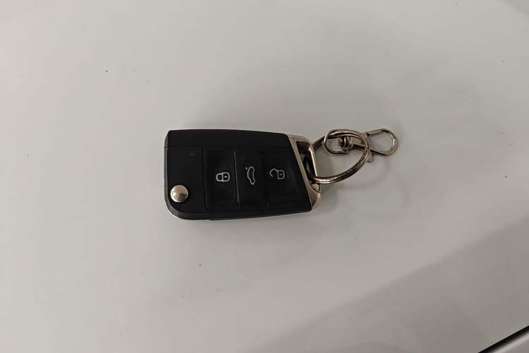 Used Volkswagen Tharu 2023 300TSI Two-Wheel-Drive Full Moon Edition Vehicle Key