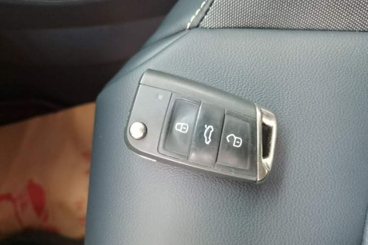 Used Volkswagen Tharu 2023 300TSI Two-Wheel-Drive Moonlight Edition Vehicle Key