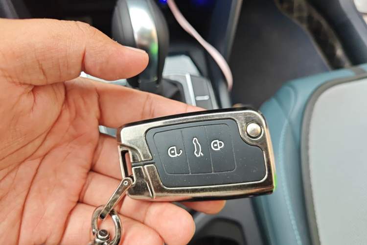 Used Volkswagen Tharu 2023 300TSI Two-Wheel-Drive Moonlight Edition Vehicle Key