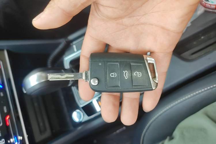 Used Volkswagen Tharu 2023 300TSI Two-Wheel-Drive Full Moon Edition Vehicle Key