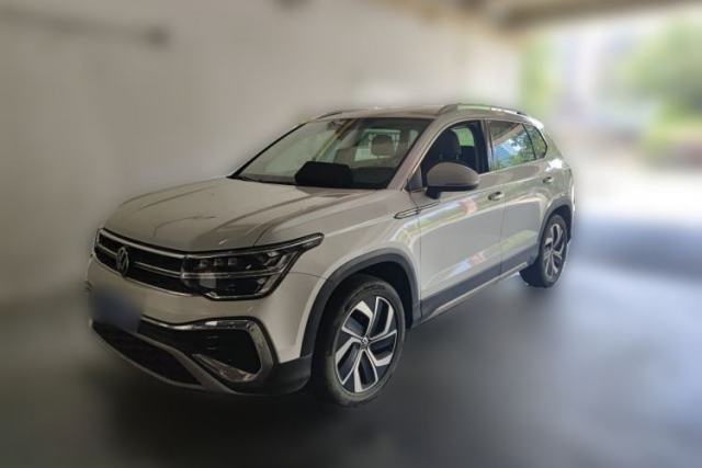 Volkswagen Tharu 2023 300TSI Two-Wheel-Drive Full Moon Edition usado