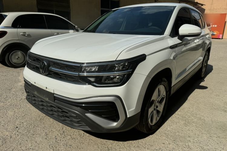 Used Volkswagen Tharu 2023 300TSI Two-Wheel-Drive Crescent Edition Guazi used car, China used car export, Used car for sale, Used  cars, Cheapest cars for sale