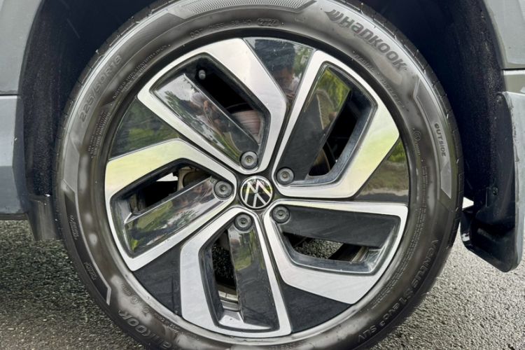 Used Volkswagen Tharu 2024 300TSI Two-Wheel-Drive Full Moon Edition Exterior 8