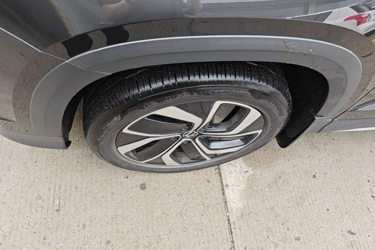 Used Volkswagen Tharu 2024 300TSI Two-Wheel-Drive Full Moon Edition Left Front Wheel Hub