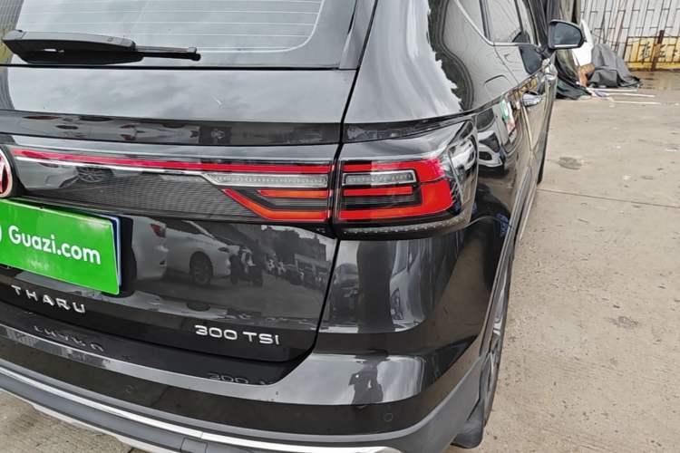 Used Volkswagen Tharu 2024 300TSI Two-Wheel-Drive Full Moon Edition Right Rear Taillight