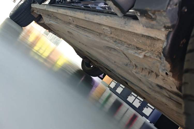Used Volkswagen Tharu 2024 300TSI Two-Wheel-Drive Moonlight Edition Right Side Sill