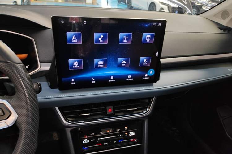 Used Volkswagen Tharu 2024 300TSI Two-Wheel-Drive Moonlight Edition Audio And AC Panel