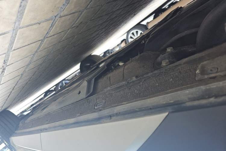 Used Volkswagen Tharu 2024 300TSI Two-Wheel-Drive Full Moon Edition Chassis Rear Right