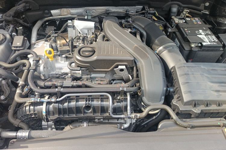 Used Volkswagen Tharu 2024 300TSI Two-Wheel-Drive Full Moon Edition Engine Bay