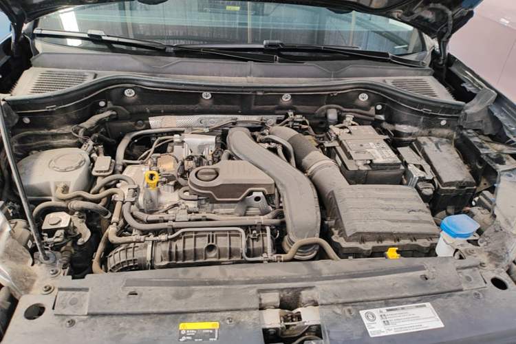 Used Volkswagen Tharu 2024 300TSI Two-Wheel-Drive Moonlight Edition Engine Bay