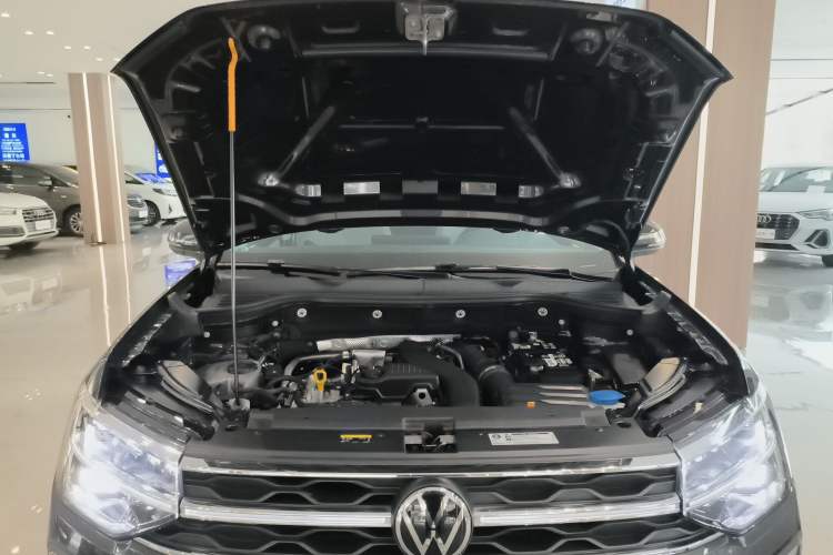Used Volkswagen Tharu 2024 300TSI Two-Wheel-Drive Full Moon Edition Engine Bay