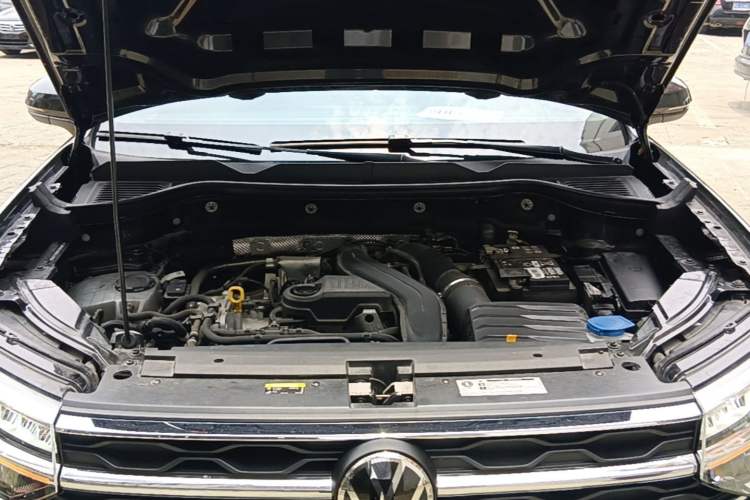 Used Volkswagen Tharu 2024 300TSI Two-Wheel-Drive Moonlight Edition Engine Bay