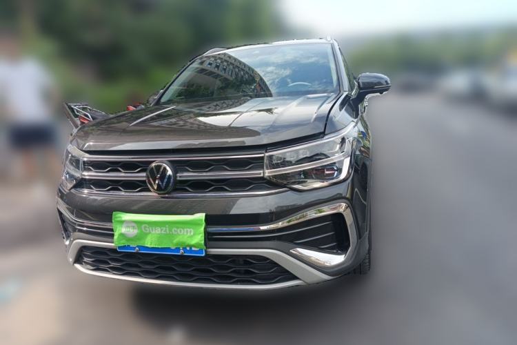 Used Volkswagen Tharu 2024 300TSI Two-Wheel-Drive Full Moon Edition Front