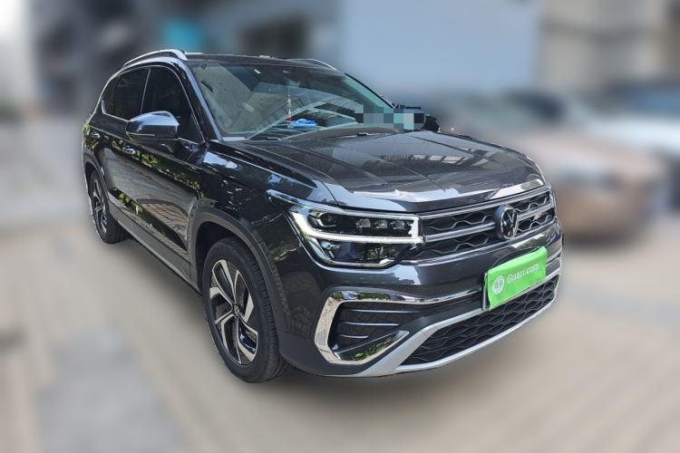 Used Volkswagen Tharu 2024 300TSI Two-Wheel-Drive Full Moon Edition Front Right 45 Deg