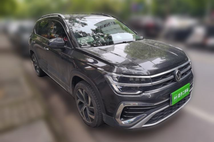 Used Volkswagen Tharu 2024 300TSI Two-Wheel-Drive Full Moon Edition Front Right 45 Deg