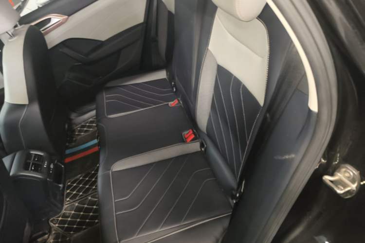 Used Volkswagen Tharu 2024 300TSI Two-Wheel-Drive Full Moon Edition Left Rear Seat