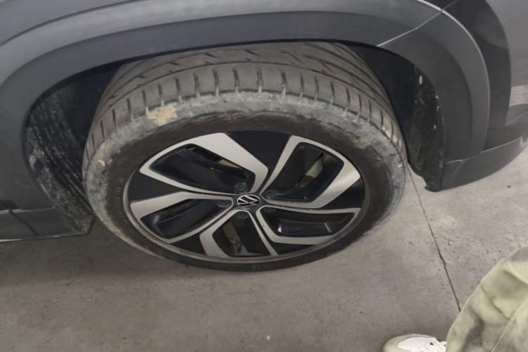 Used Volkswagen Tharu 2024 300TSI Two-Wheel-Drive Full Moon Edition Right Front Wheel Hub