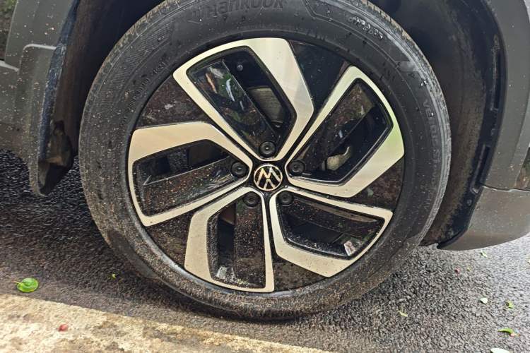 Used Volkswagen Tharu 2024 300TSI Two-Wheel-Drive Moonlight Edition Right Front Wheel Hub