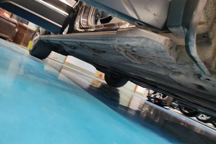 Used Volkswagen Tharu 2024 300TSI Two-Wheel-Drive Moonlight Edition Right Side Sill