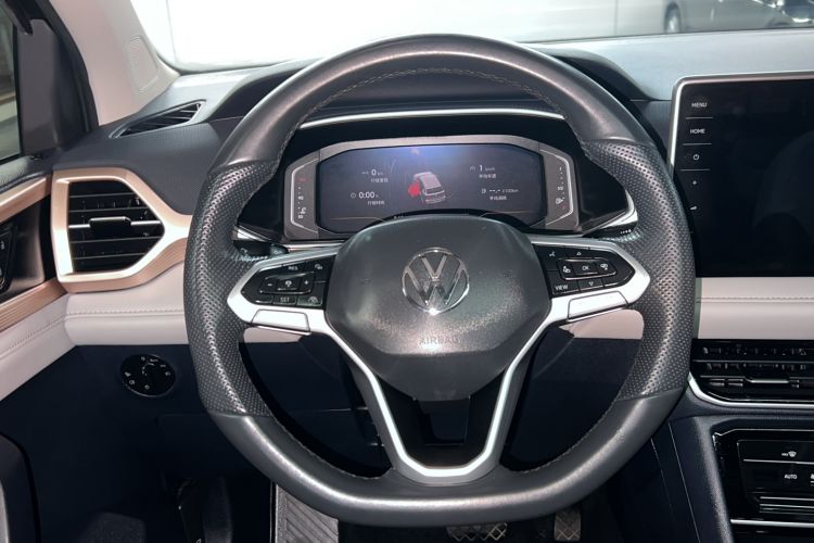 Used Volkswagen Tharu 2024 300TSI Two-Wheel-Drive Full Moon Edition Steering Wheel