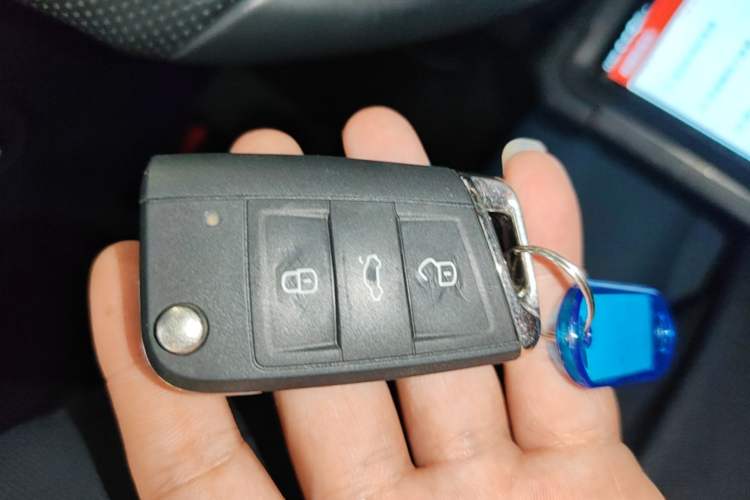 Used Volkswagen Tharu 2024 300TSI Two-Wheel-Drive Moonlight Edition Vehicle Key