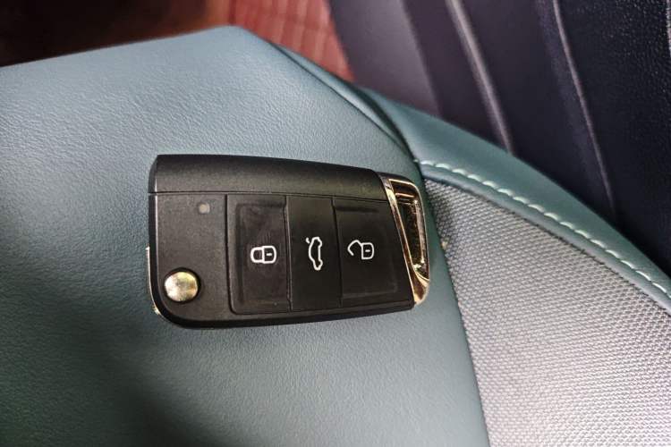 Used Volkswagen Tharu 2024 300TSI Two-Wheel-Drive Moonlight Edition Vehicle Key