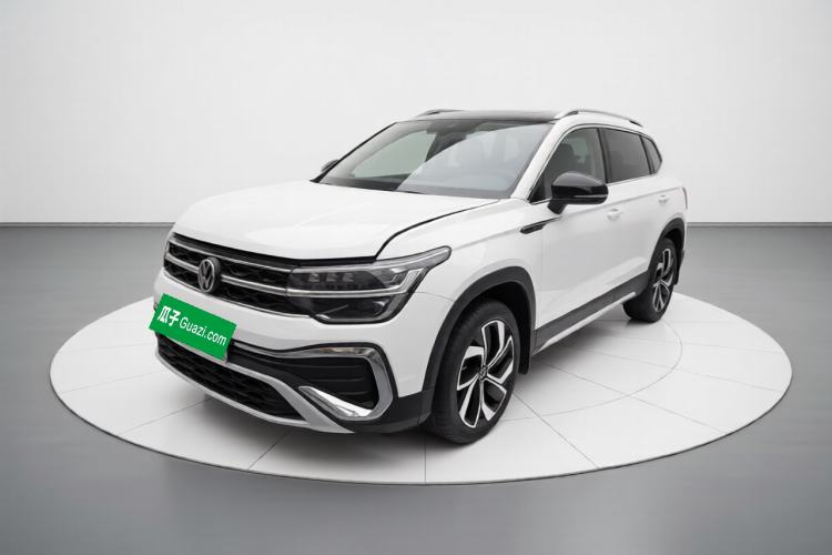 Volkswagen Tharu 2024 300TSI Two-Wheel-Drive Full Moon Edition