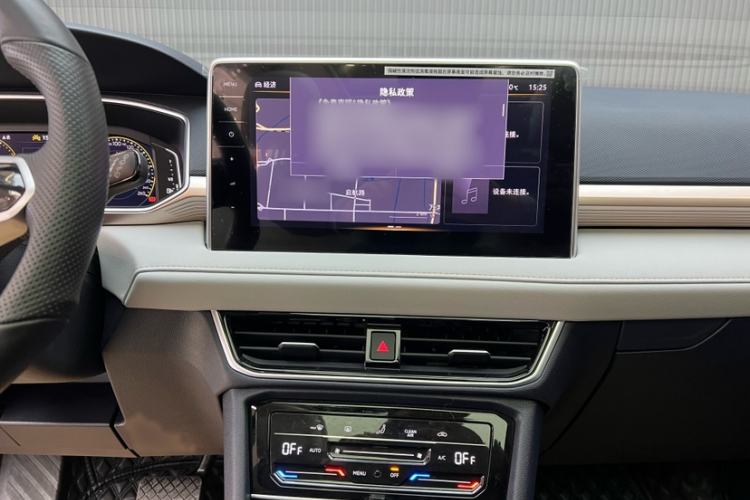 Used Volkswagen Tharu 2024 300TSI Two-Wheel-Drive Full Moon Edition Audio And AC Panel