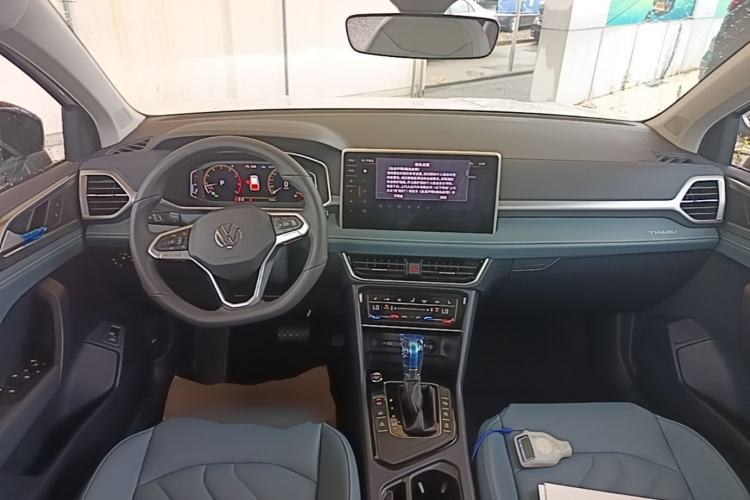 Used Volkswagen Tharu 2024 300TSI Two-Wheel-Drive Moon Luxury Edition Center Console