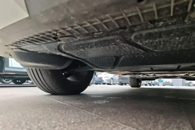 Used Volkswagen Tharu 2024 300TSI Two-Wheel-Drive Full Moon Edition Chassis Front Right