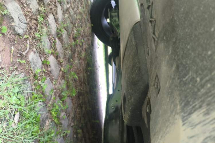 Used Volkswagen Tharu 2024 300TSI Two-Wheel-Drive Full Moon Edition Chassis Rear
