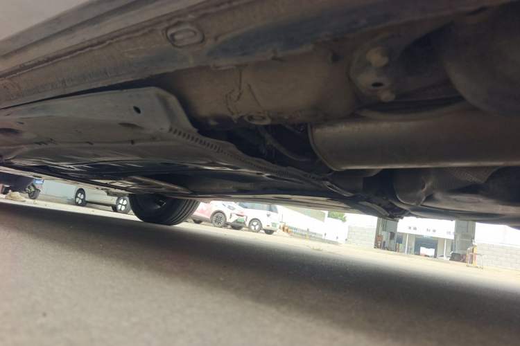 Used Volkswagen Tharu 2024 300TSI Two-Wheel-Drive Full Moon Edition Chassis Rear Left